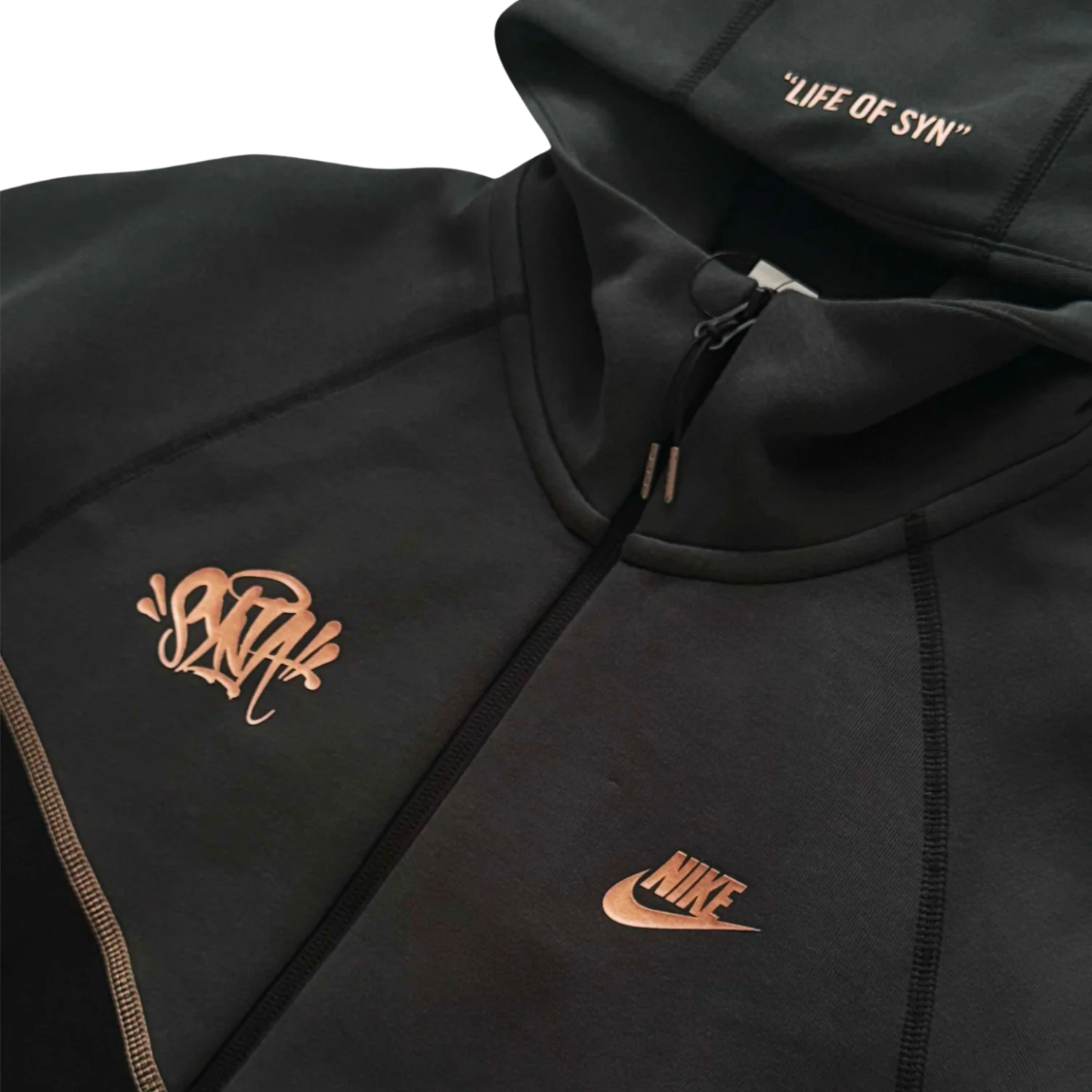 Syna Nike Tech